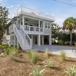 Bougie And The Beach- Stunning 3 Bed 2 Bath Home