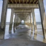Life\'S A Beach