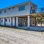 Beach Vacation Walkable To Dining&Shopping-Unit B