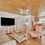 Blue Pearl Beach House Steps From Beach Access