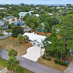 Pink Pearl By The Sea 5 Bedroom