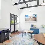 5 Bed 3 Ba Beach House W Private Pool