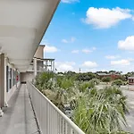 Tybee Beach Club 123