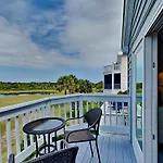 Tybee Sun