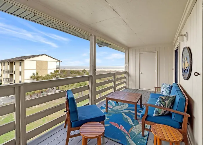 33C Lighthouse Point