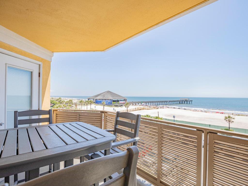 Sandpiper 302 Apartment Tybee Island