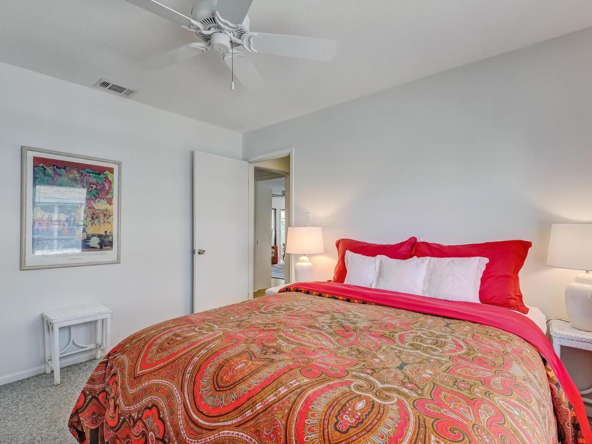 Coops Retreat Unit A Holiday home Tybee Island
