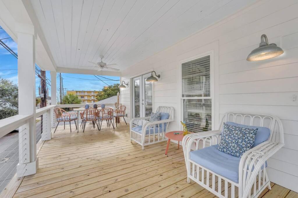 Freshly Renovated Tybee Home:short Walk To B Tybee Island