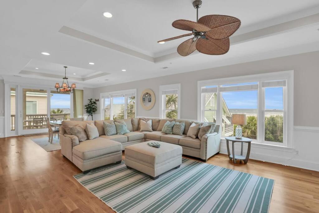 5 Bed 5 Bath Luxury Front W/ocean Views Apartment Tybee Island