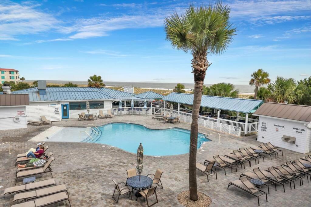 Salt & Sea Unit B-1 Bed 1 Ba W/pool