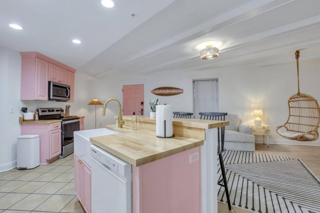Apartment Salt & Sea Unit B-1 Bed 1 Ba W/pool
