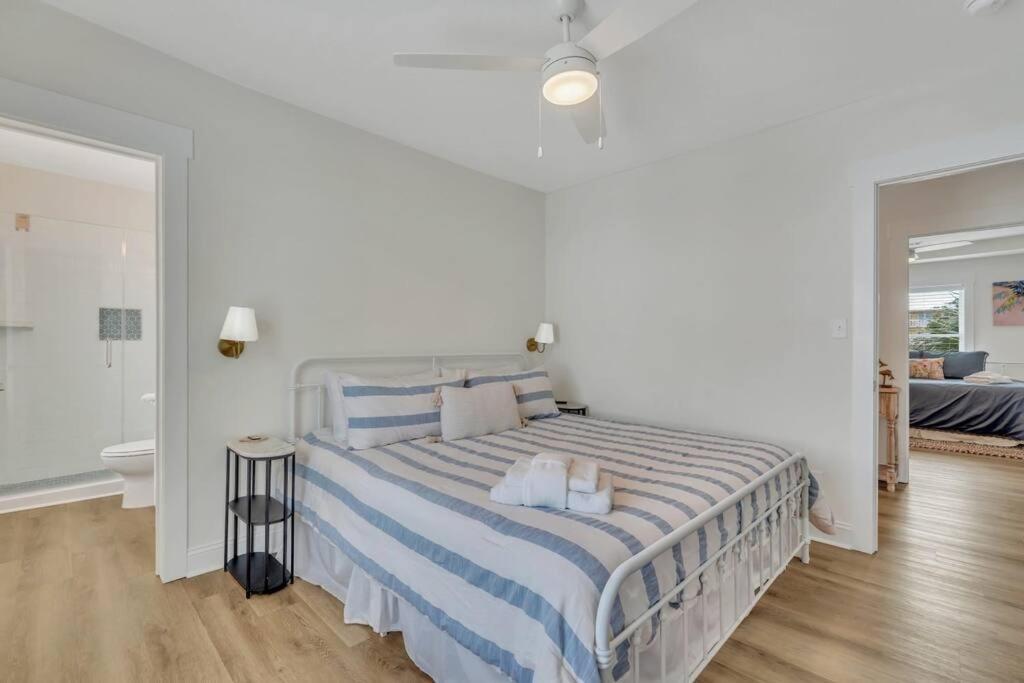 Apartment Freshly Renovated Tybee Home:short Walk To B *