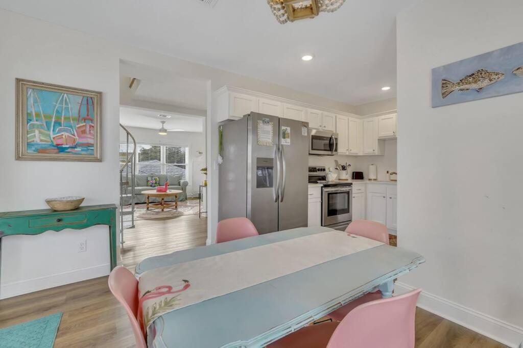 Freshly Renovated Tybee Home:short Walk To B Apartment *