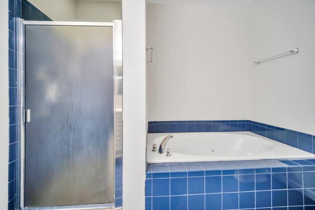 Apartment 4 Bdr Tybee Family With Hot Tub Close To Beac *
