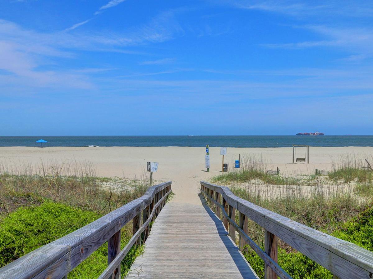 Wonderful Ocean Views, Heated Pool Access, Steps To Beach! By Southern Belle Tybee * Tybee Island