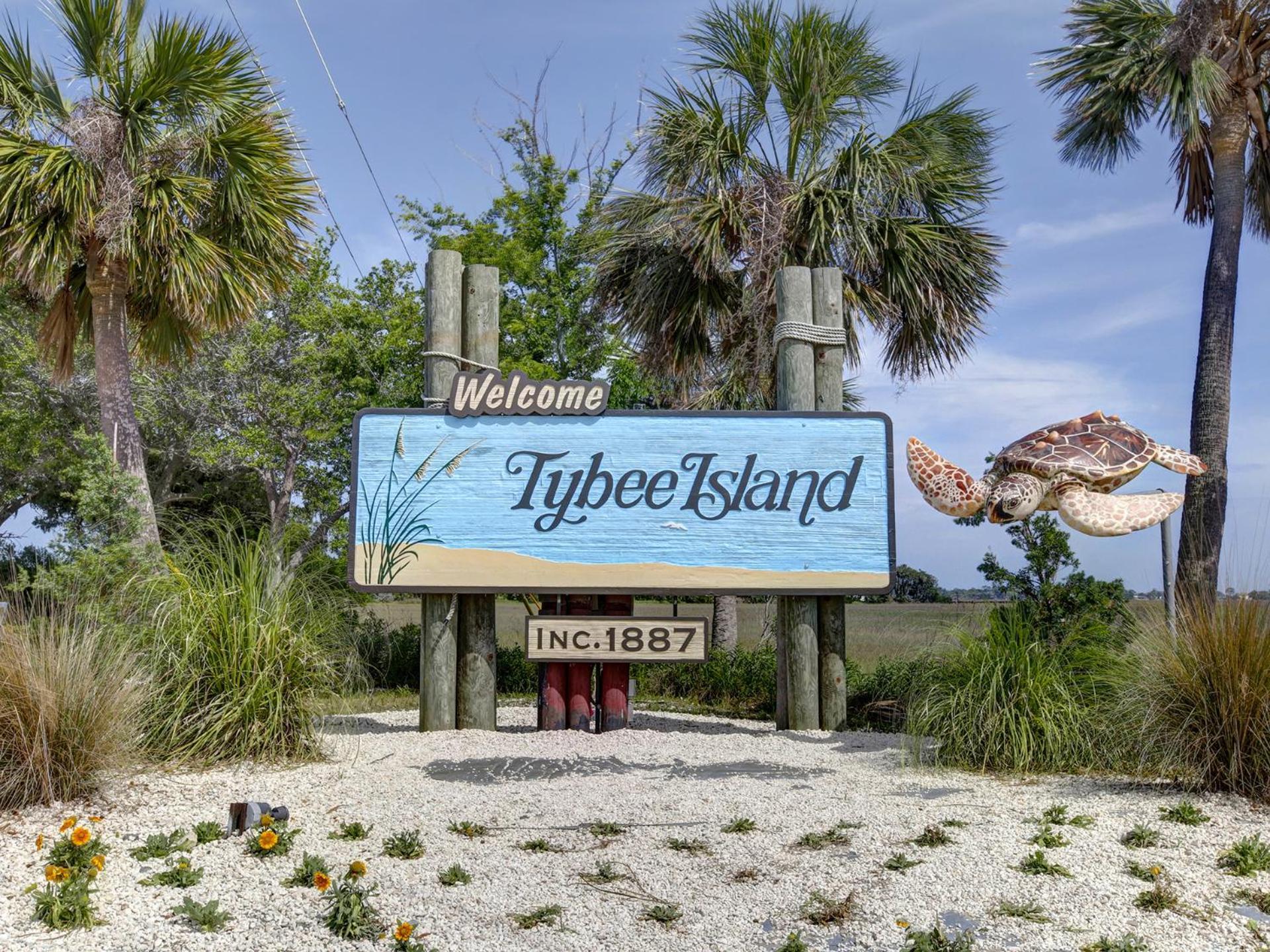 Wonderful Ocean Views, Heated Pool Access, Steps To Beach! By Southern Belle Tybee