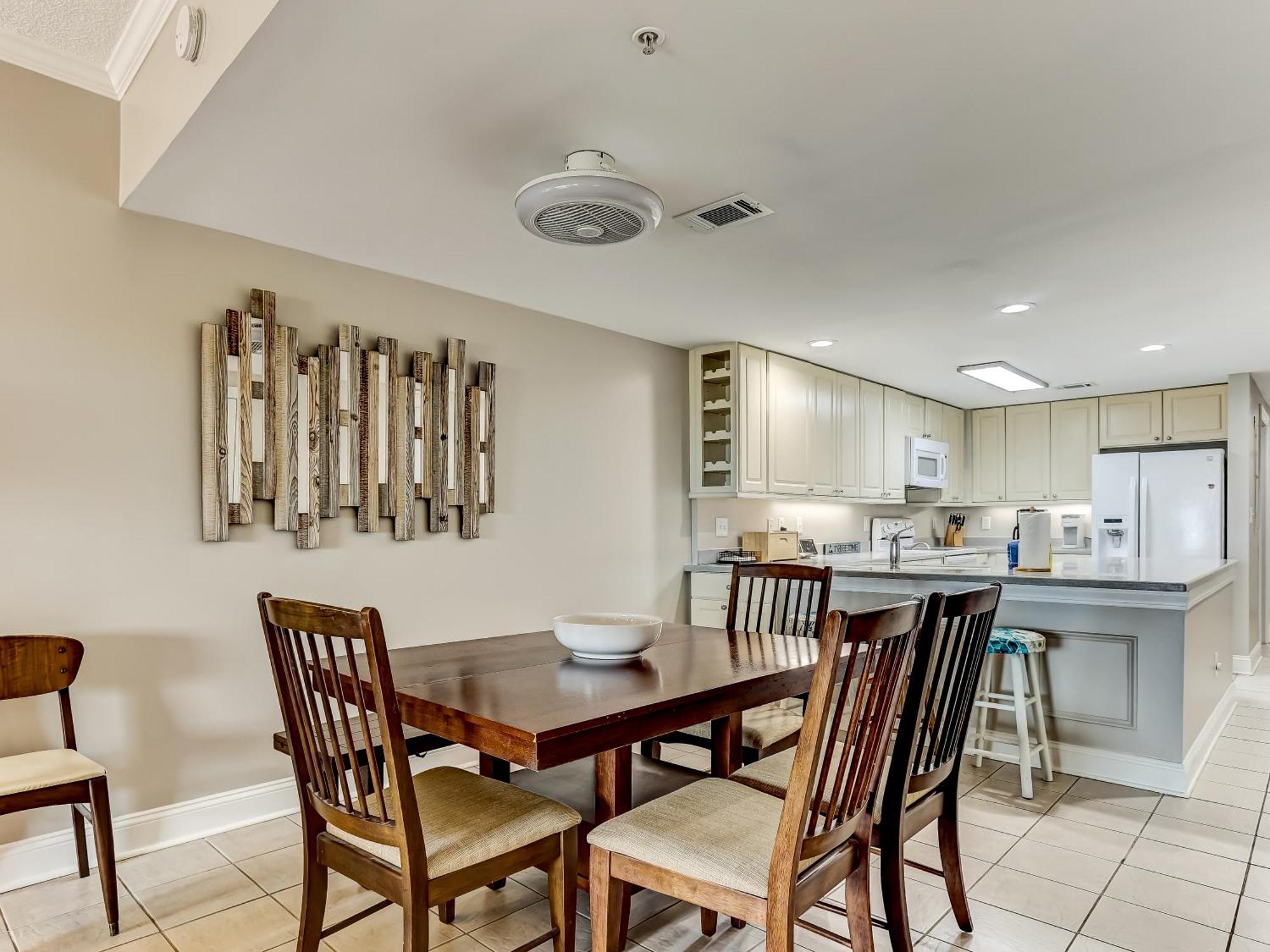 Wonderful Ocean Views, Heated Pool Access, Steps To Beach! By Southern Belle Tybee Tybee Island