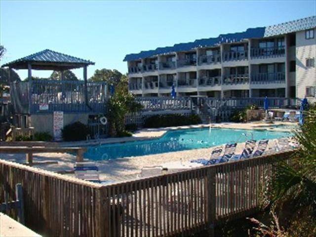 Savannah & Racquet Club 104b Holiday home