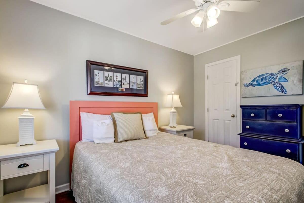 Vacation Walkable To Dining&shopping-unit B Tybee Island