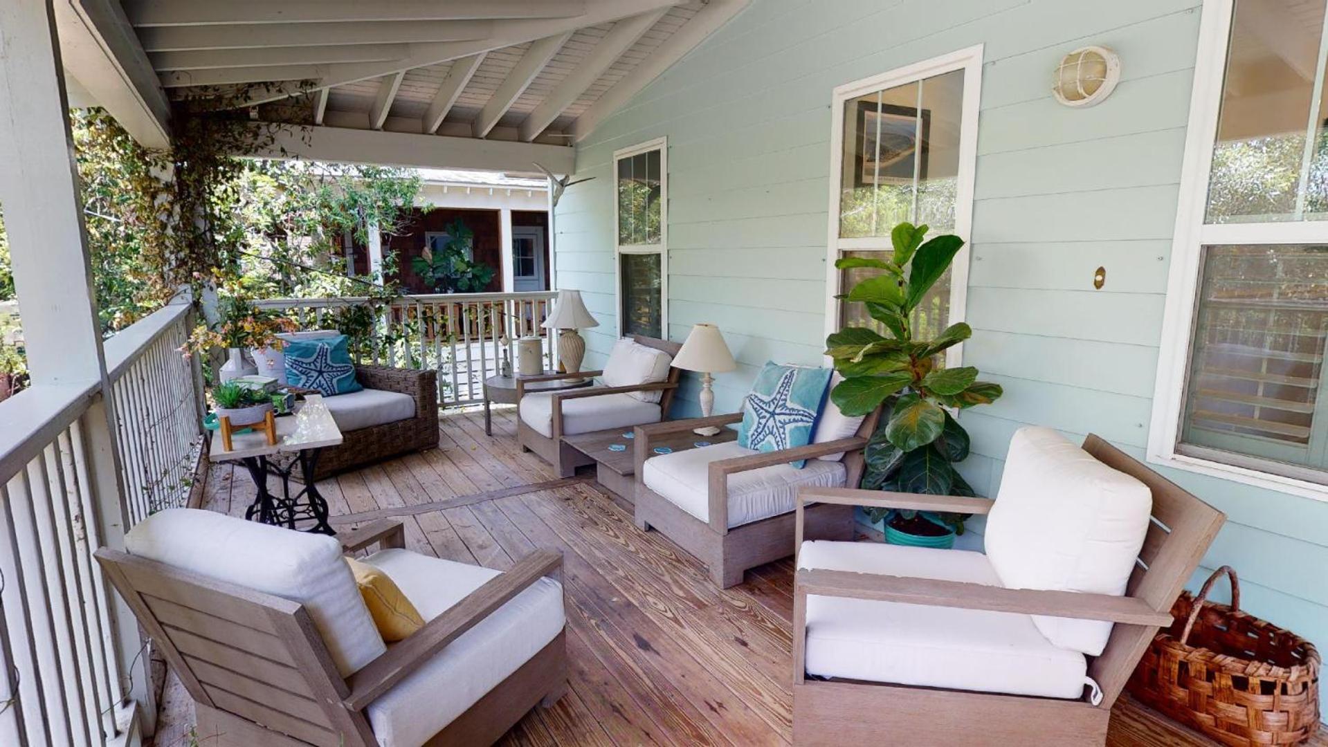 1616 Jones Avenue By Tybee Vacation *