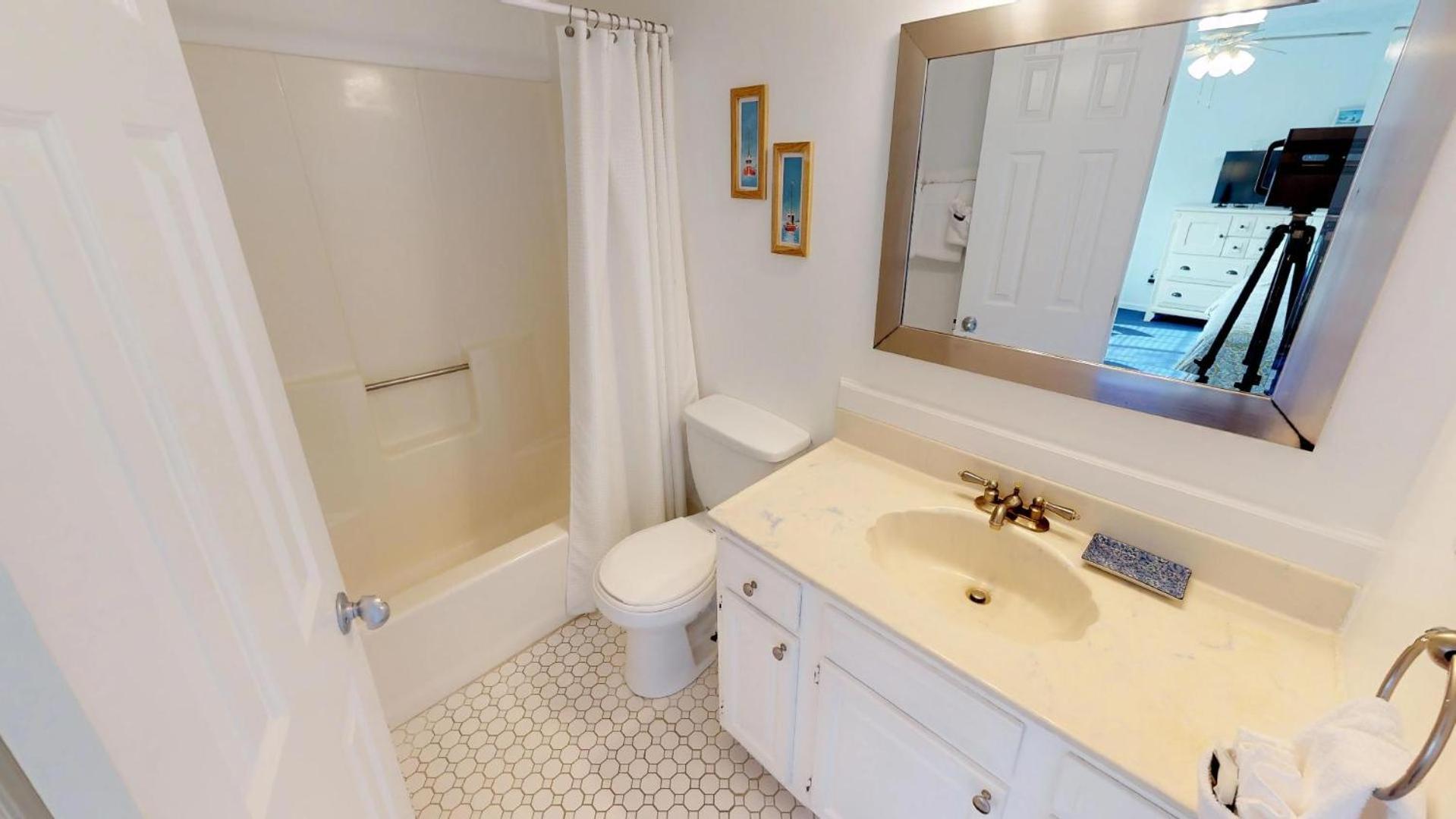 1603 Lovell Avenue Upper By Tybee Vacation Holiday home Tybee Island
