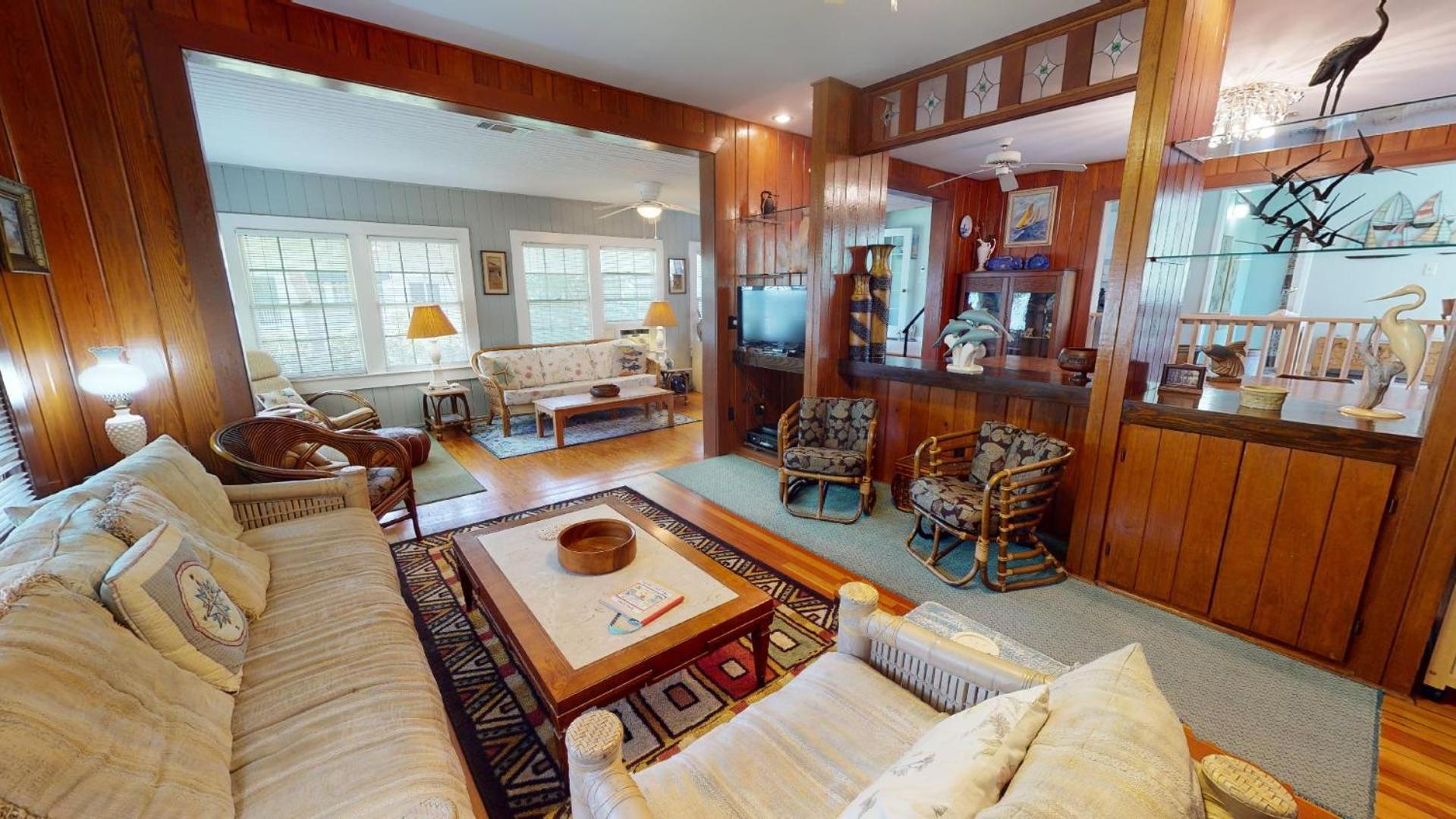 2nd Avenue - Classic Tybee House By Tybee Vacation *