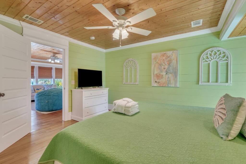 Blue Pearl House Steps From Access Apartment Tybee Island