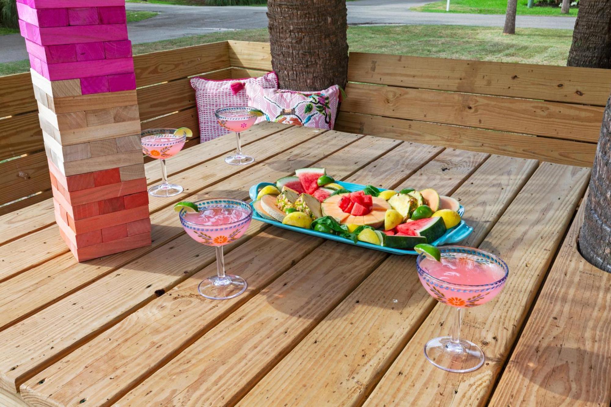 Pink Pearl By The Sea 5 Bedroom Tybee Island