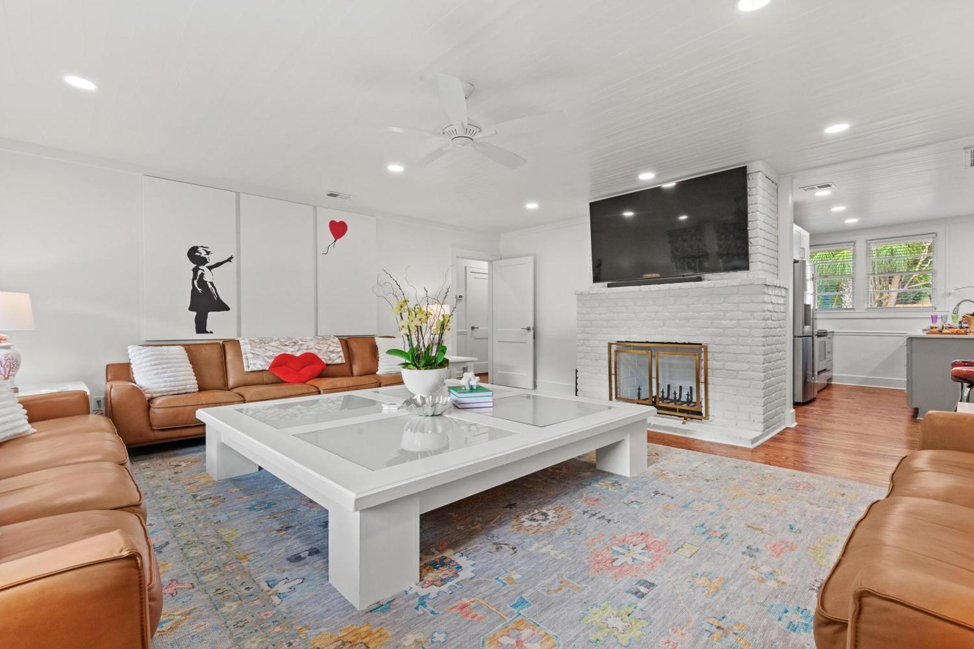 Pink Pearl By The Sea 5 Bedroom * Tybee Island