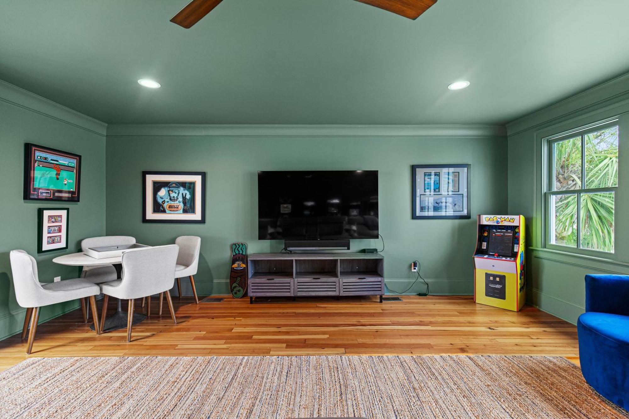 1801 Chatham Ave B + C