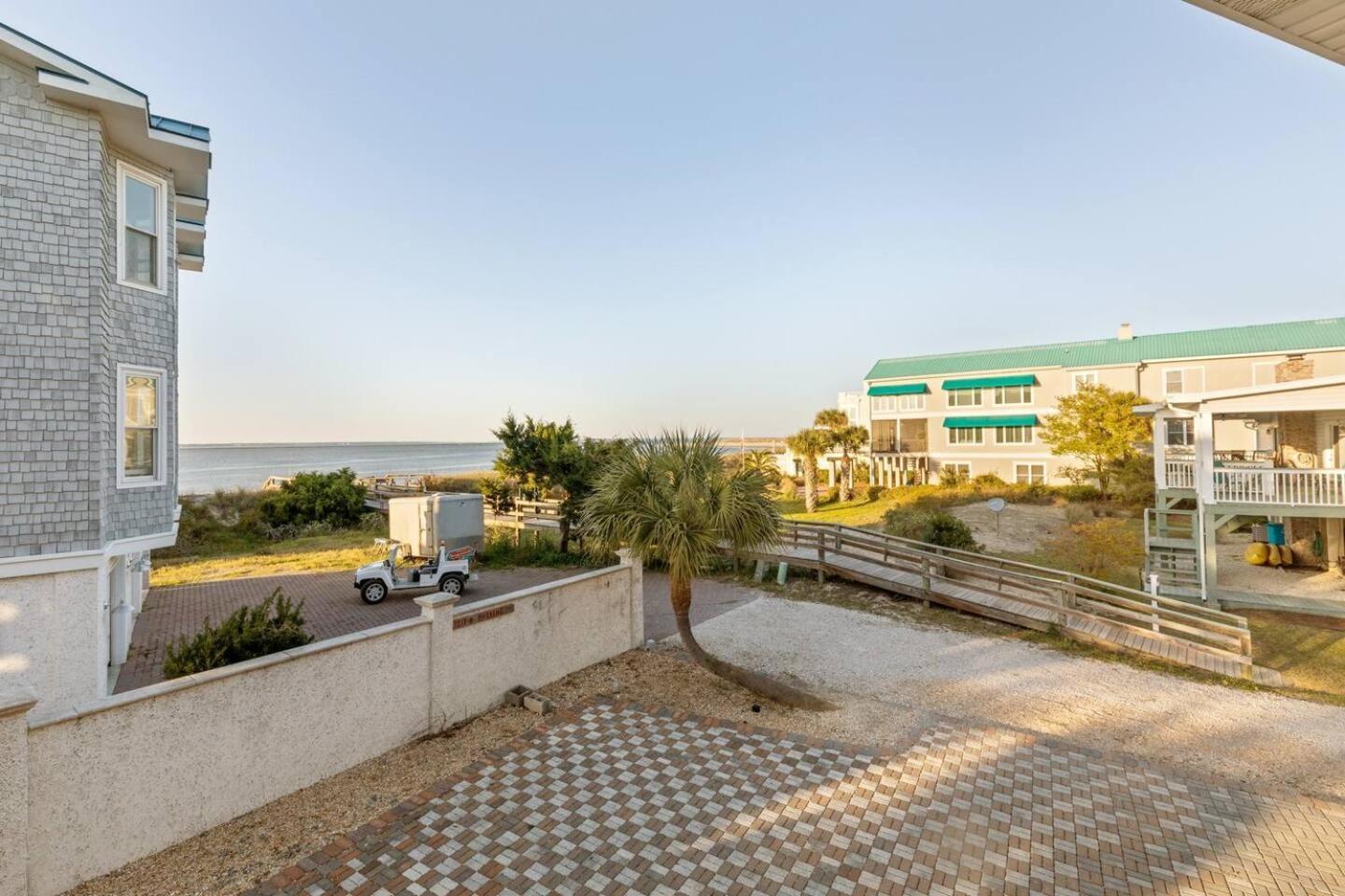 Newly Remodeled Beachfront Private Access