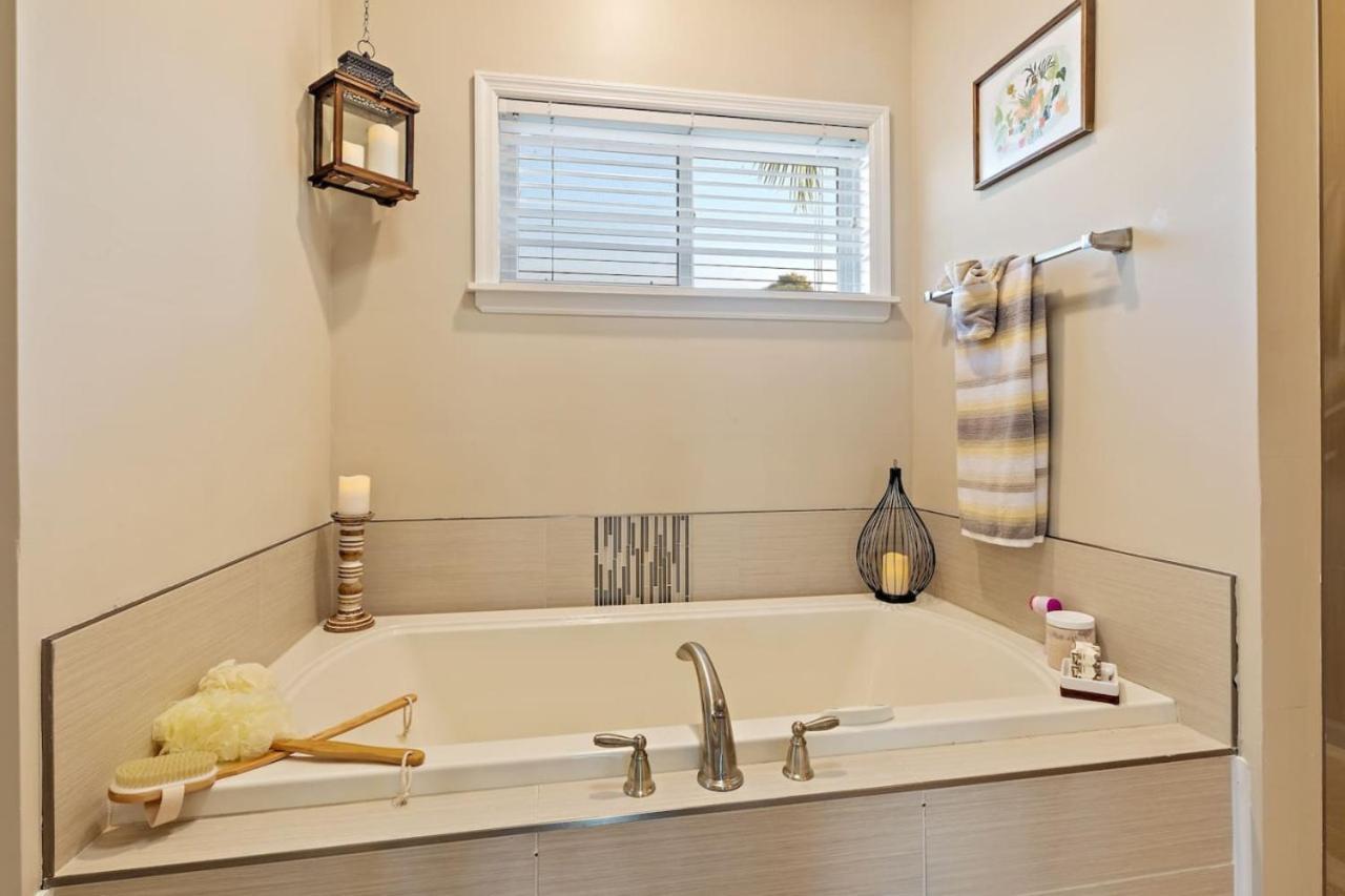 Newly Remodeled Beachfront Private Access Tybee Island