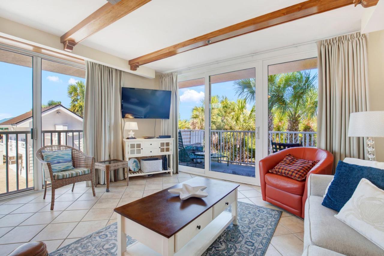 3 Bed Block To 2 Pools Hot Tub Apartment