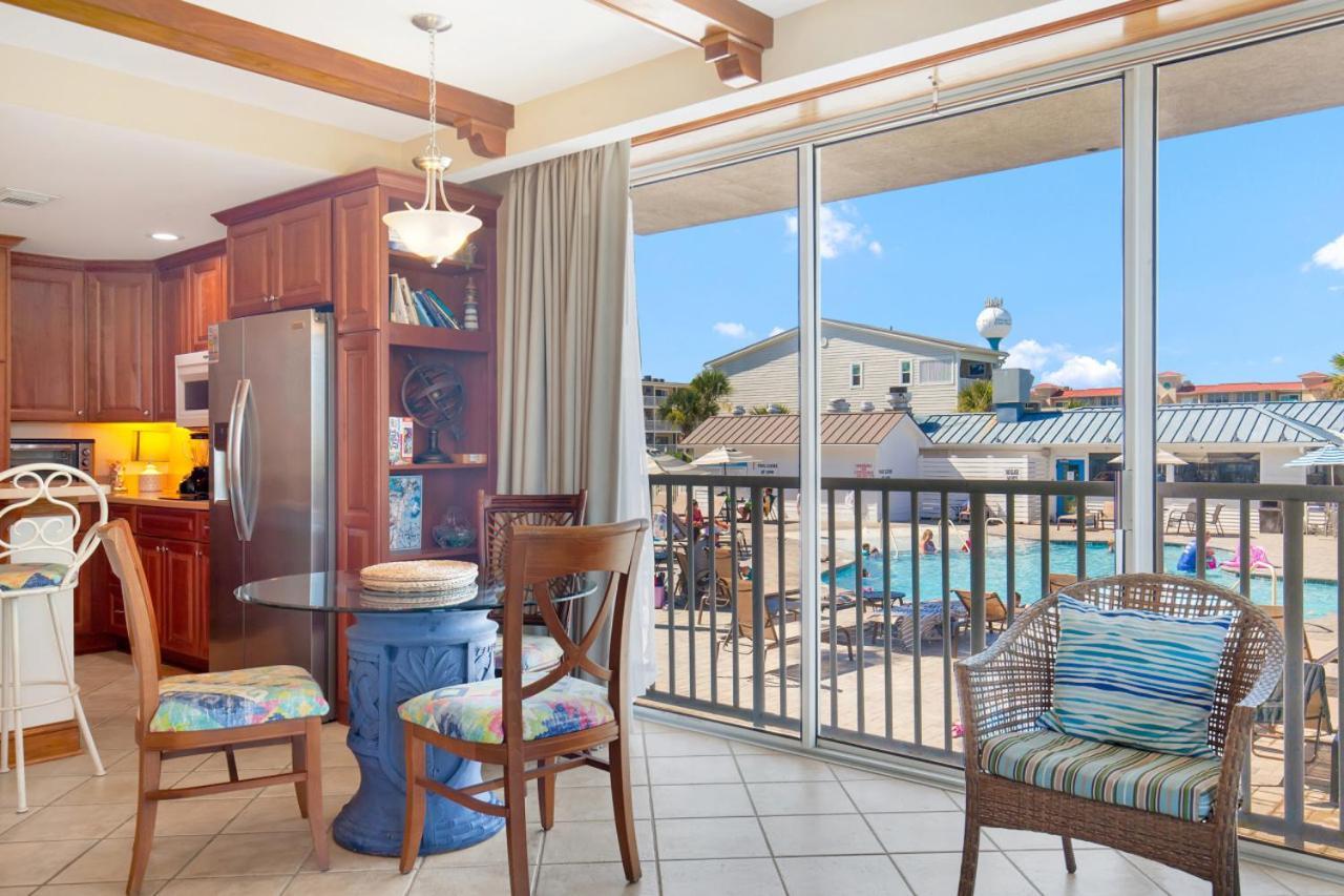 3 Bed Block To 2 Pools Hot Tub Apartment Tybee Island