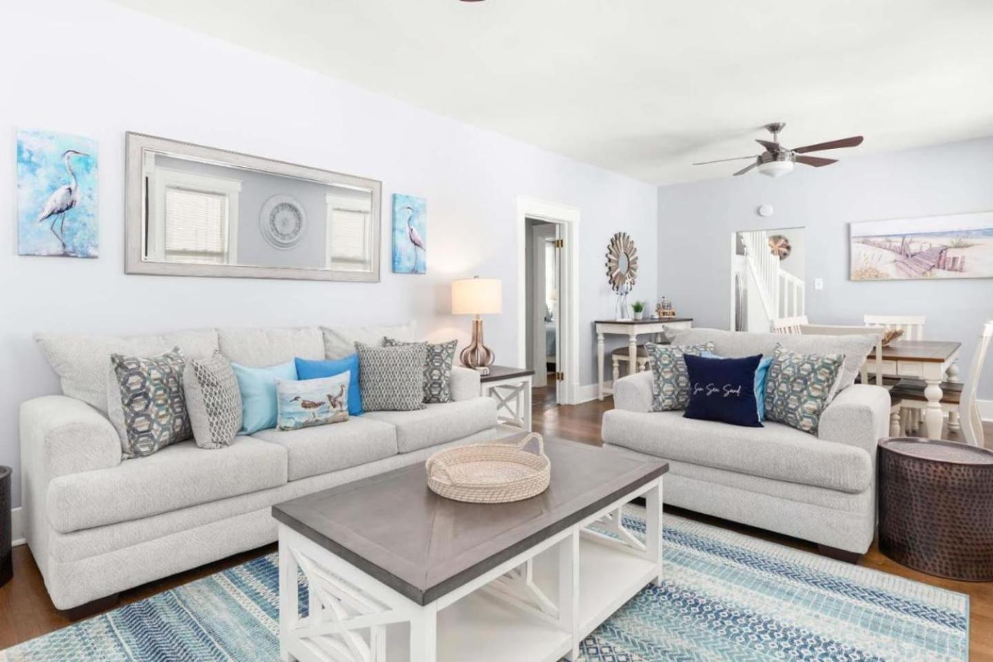 2 Adjoining For 10 People * Tybee Island