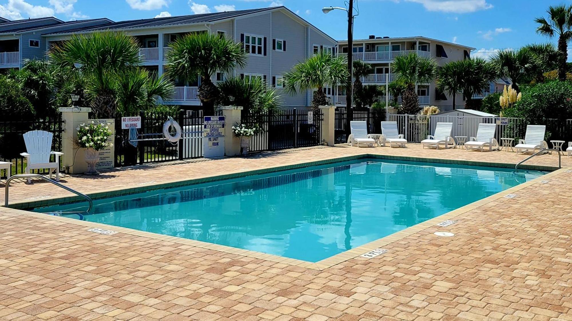 Desoto Club 102 By Tybee Vacation Holiday home *
