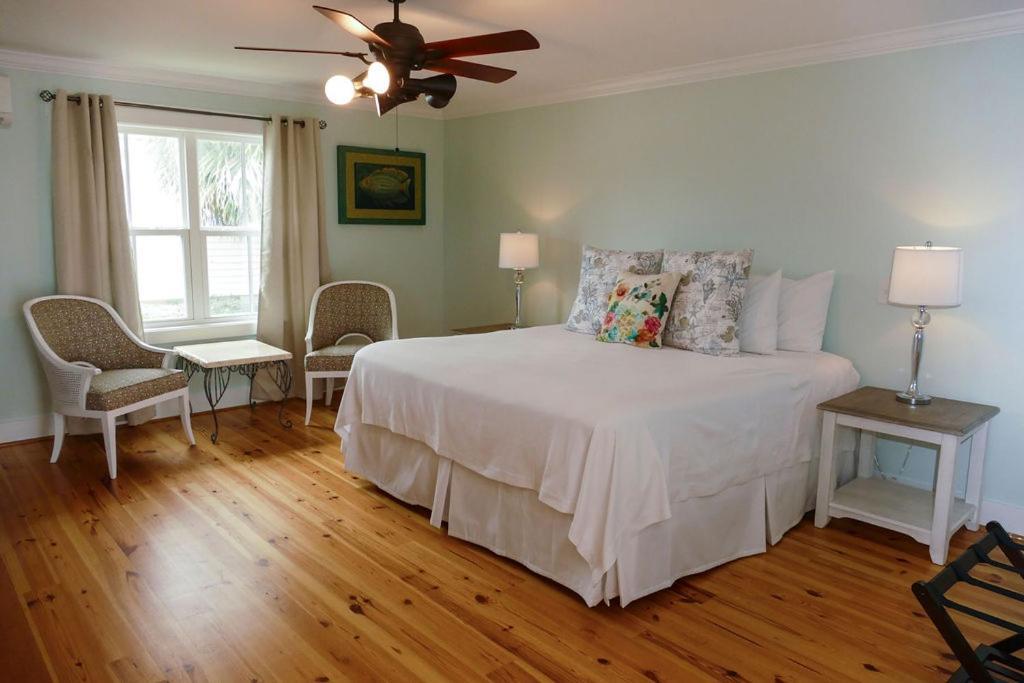 Beachview And Bed & Breakfast Tybee Island