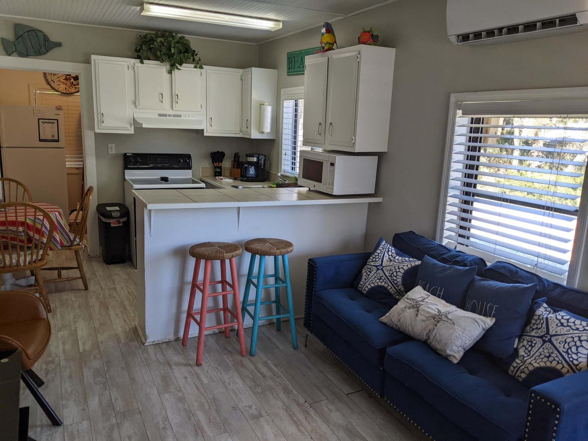 Vacation Walkable To Dining&shopping-unit A