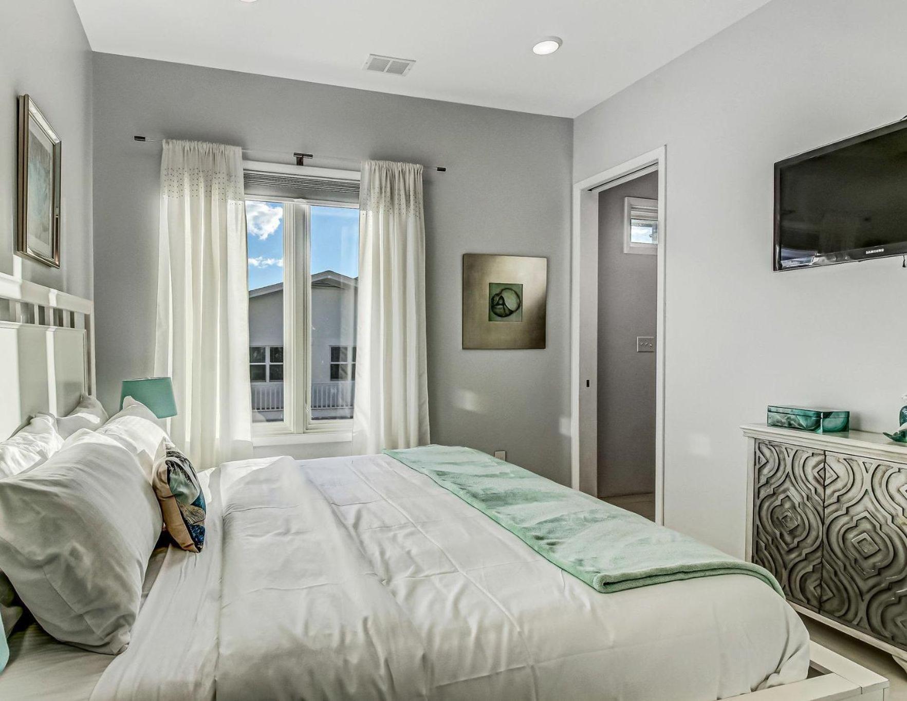 Ocean View Modern *