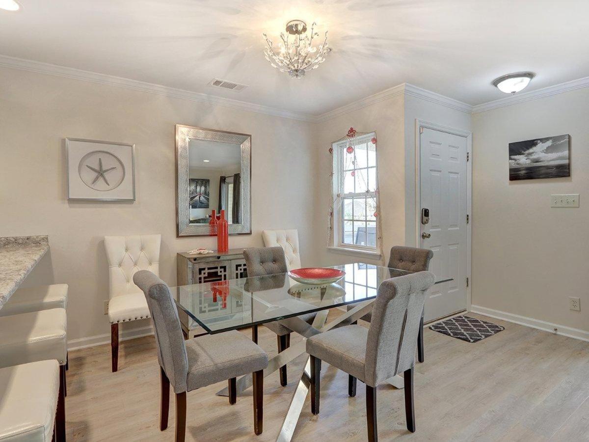 Sweet Location With Sophistication Holiday home *