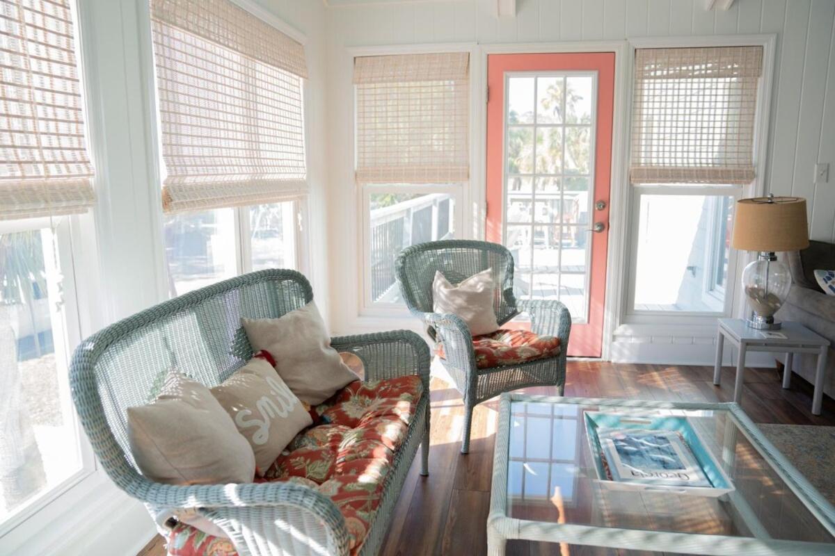 Tybee Seaside House - 2br 2 Ba Apartment *