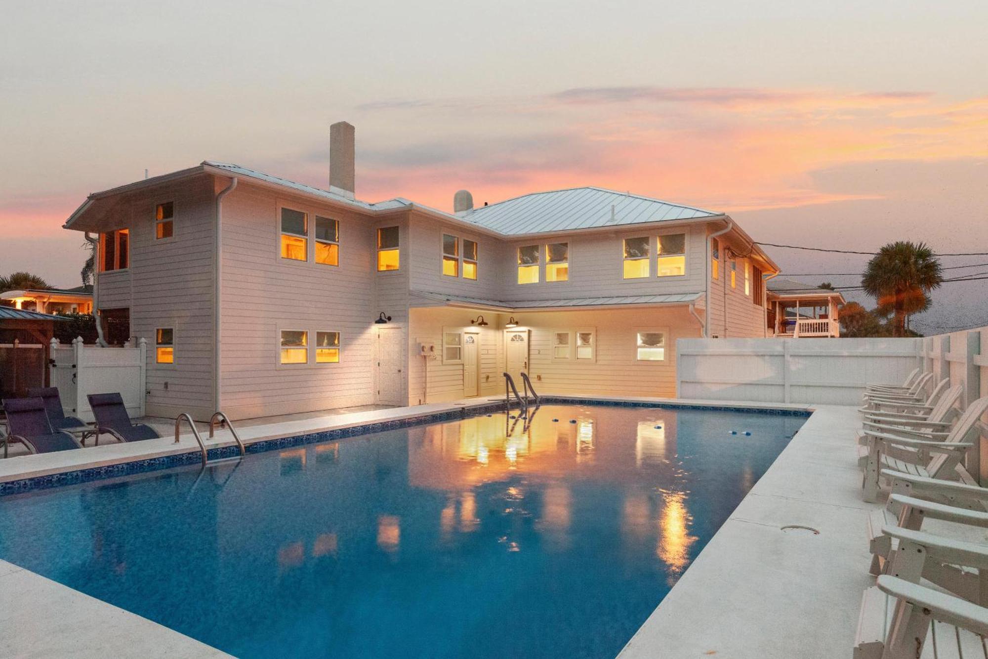 Beachside Collection - 8 Bedroom