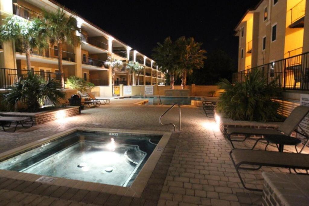 Apartment Brass Rail 319-premier On Tybee Island-sleeps 10-2 Pools &