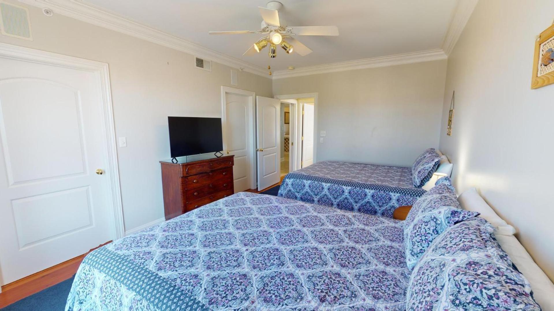 Desoto Club 201 By Tybee Vacation Holiday home *