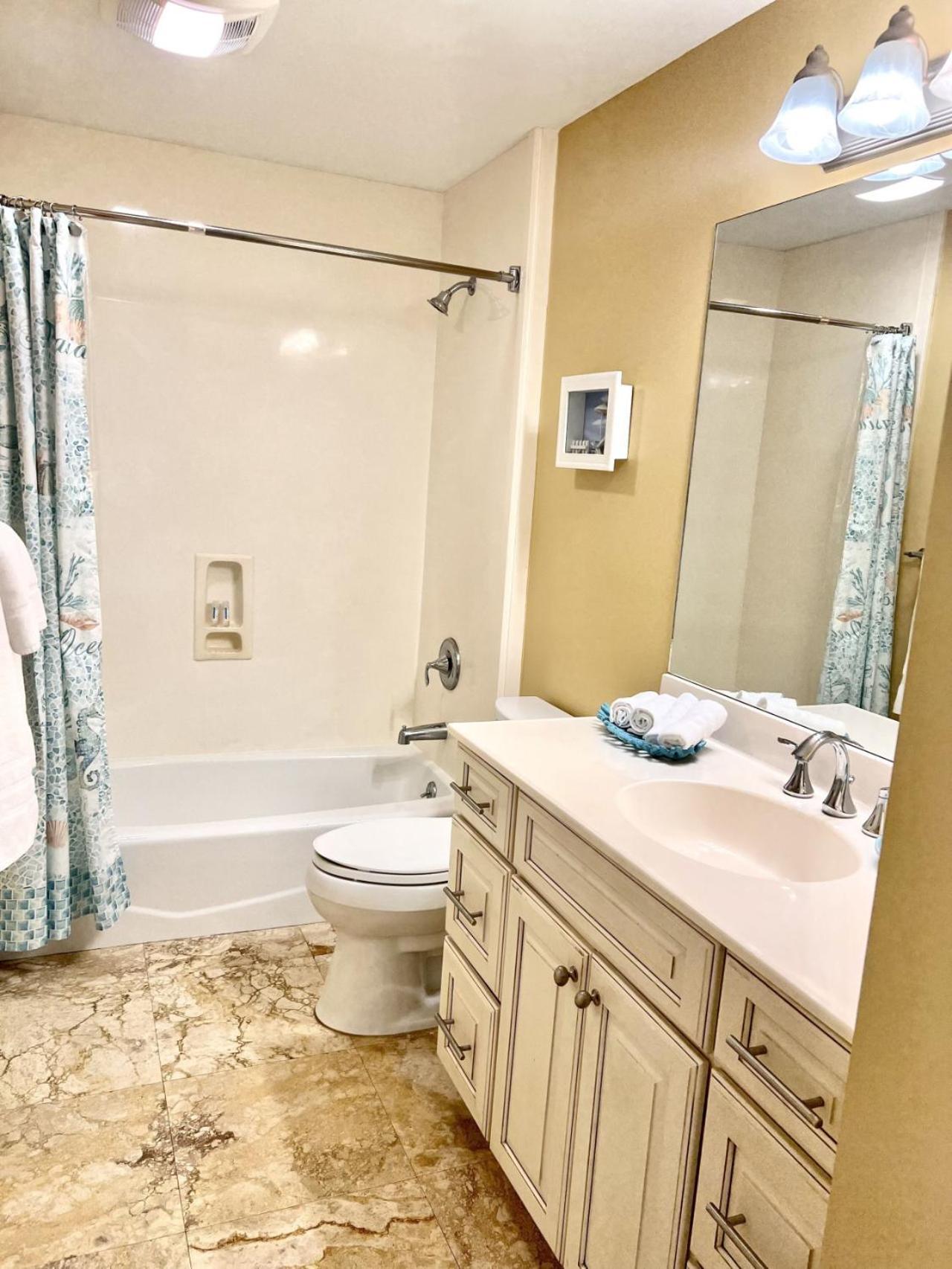 Tybee Retreat Unit 3 *