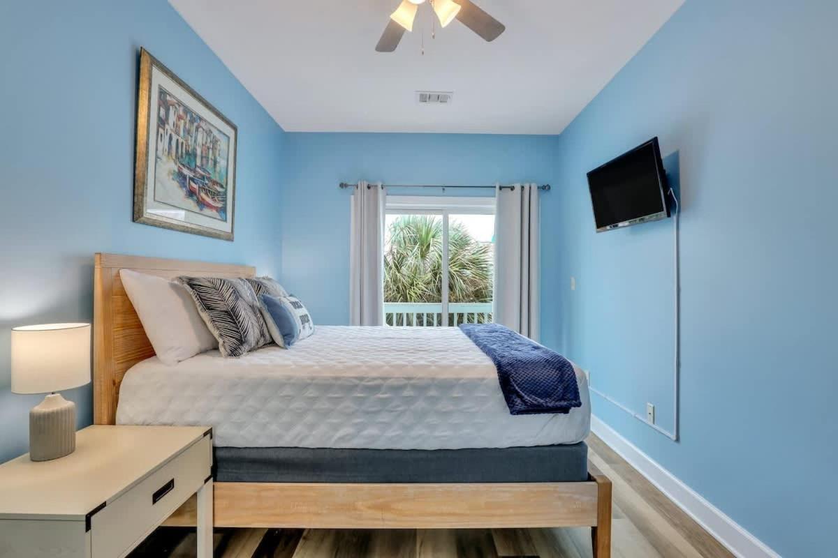 Lovely Tybee Short Walk To The With Lots Of Amenities Tybee Island