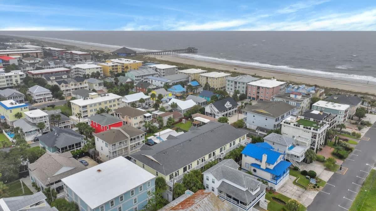 Lovely Tybee Short Walk To The With Lots Of Amenities * Tybee Island