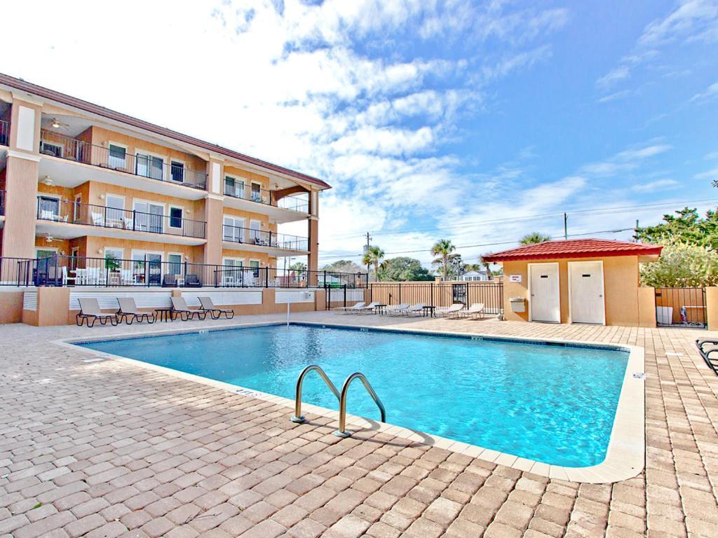 Brass Rail 303 Apartment Tybee Island