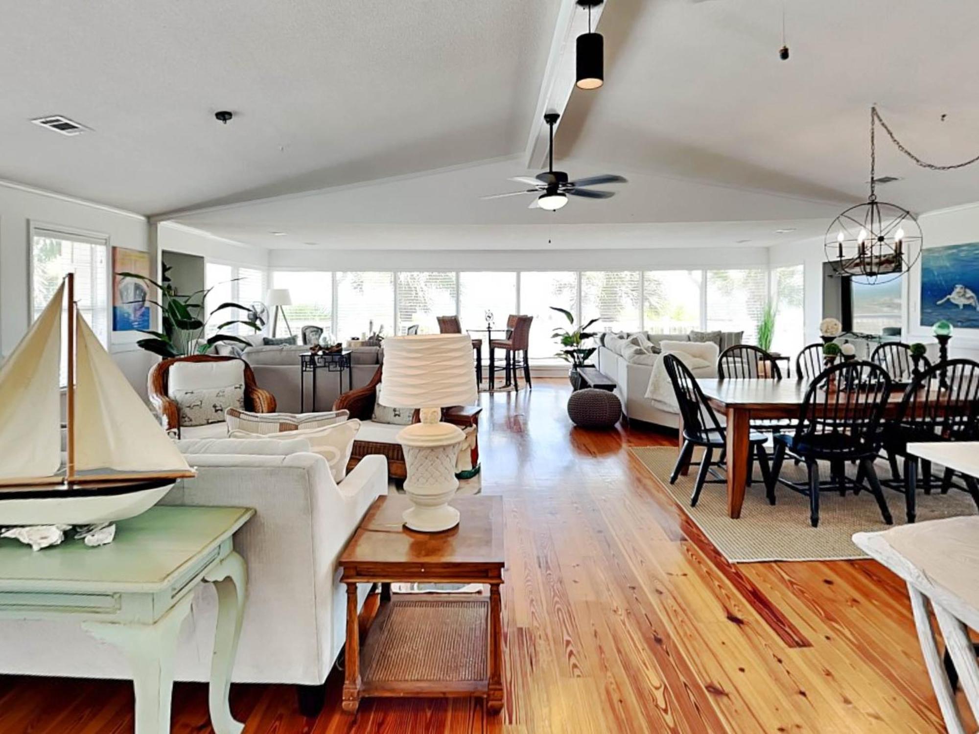 Oceanside Unit A Apartment