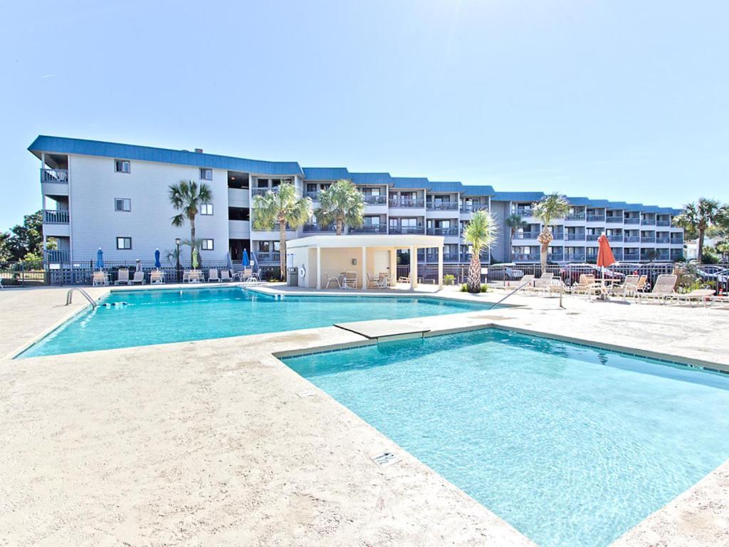 Racquet A117 Apartment Tybee Island